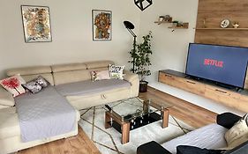 Luxury City Center Apartment