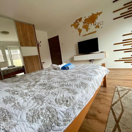 Luxury City Center Apartment Üsküp Dış mekan fotoğraf